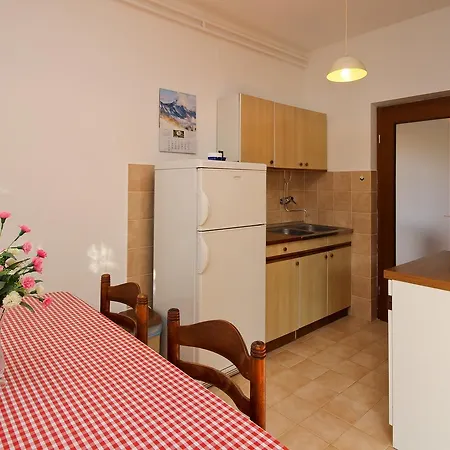 Ljubica Apartment Punat