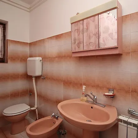 Apartment Ljubica Punat